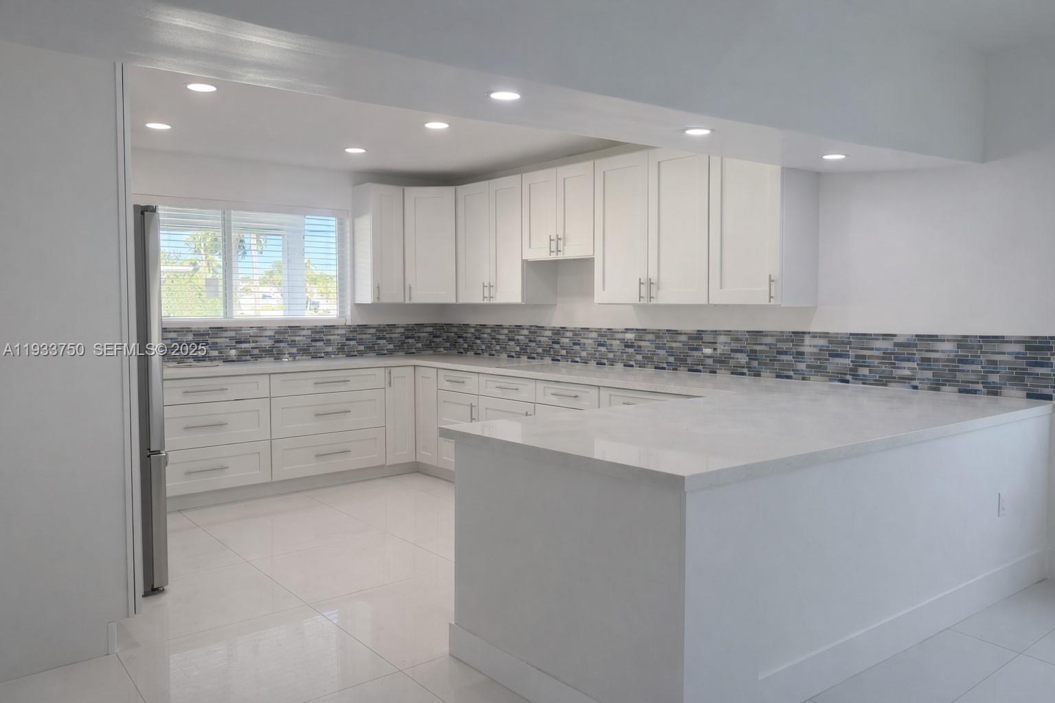 WESTWOOD LAKE 4TH ADDN - Residential