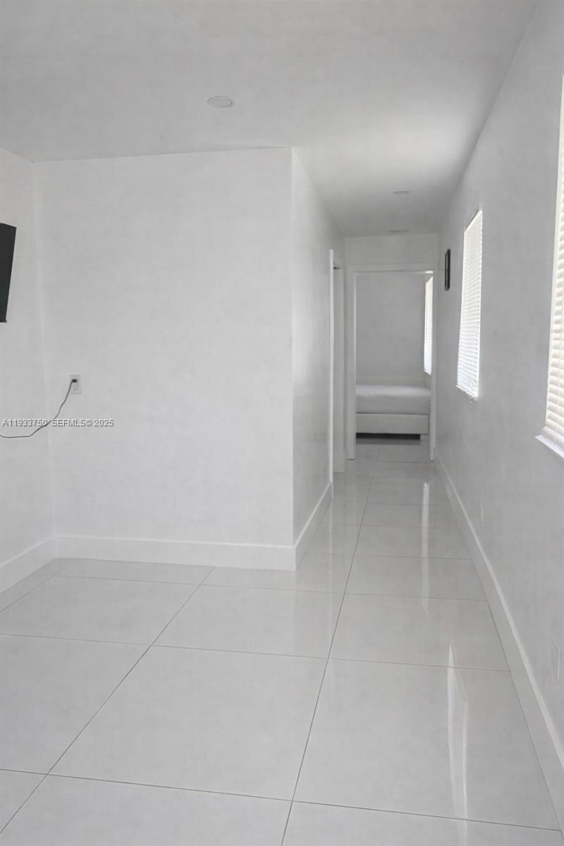 WESTWOOD LAKE 4TH ADDN - Residential