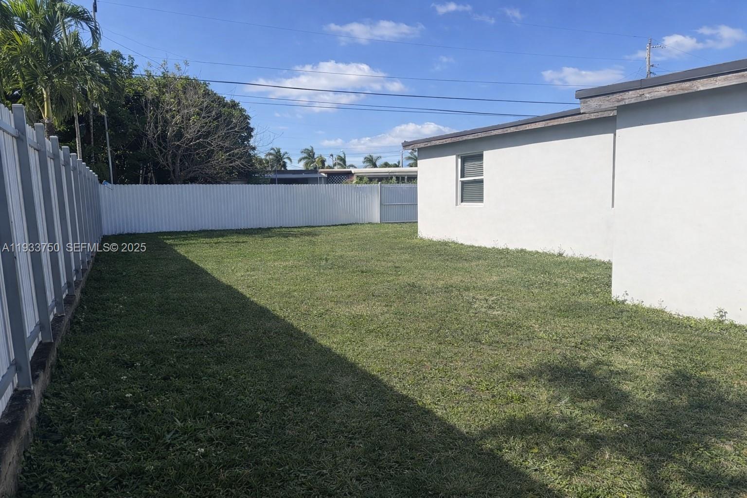 WESTWOOD LAKE 4TH ADDN - Residential