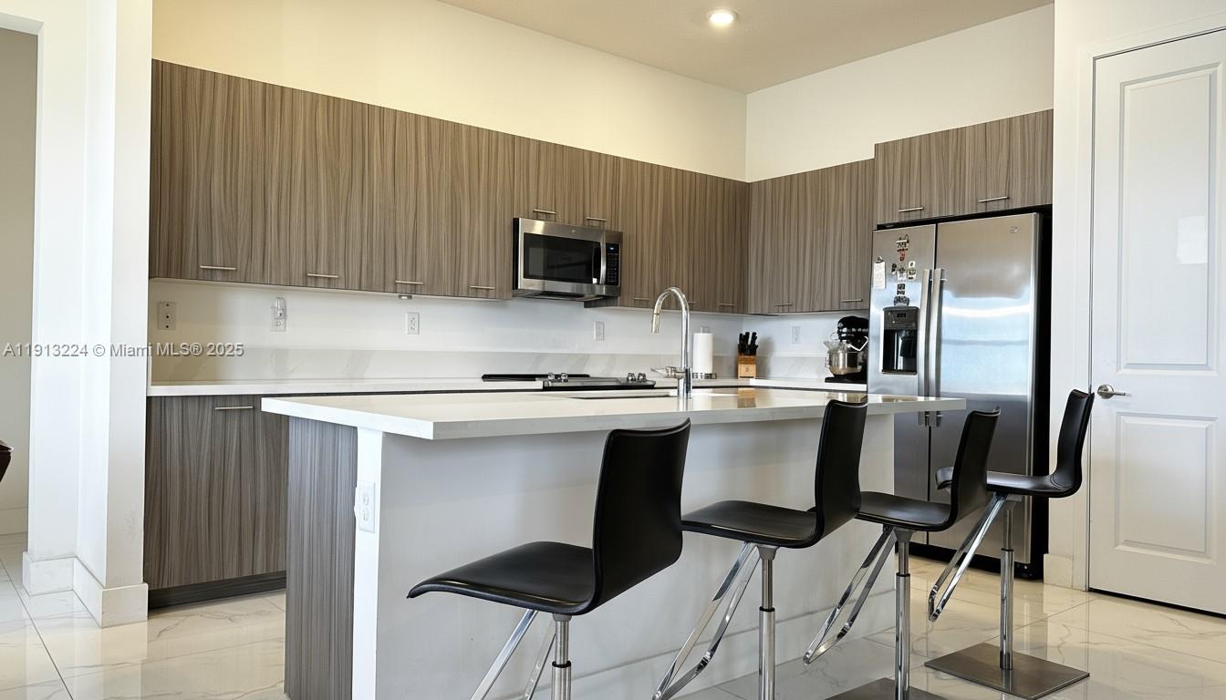 TUSCAN ISLES - Residential