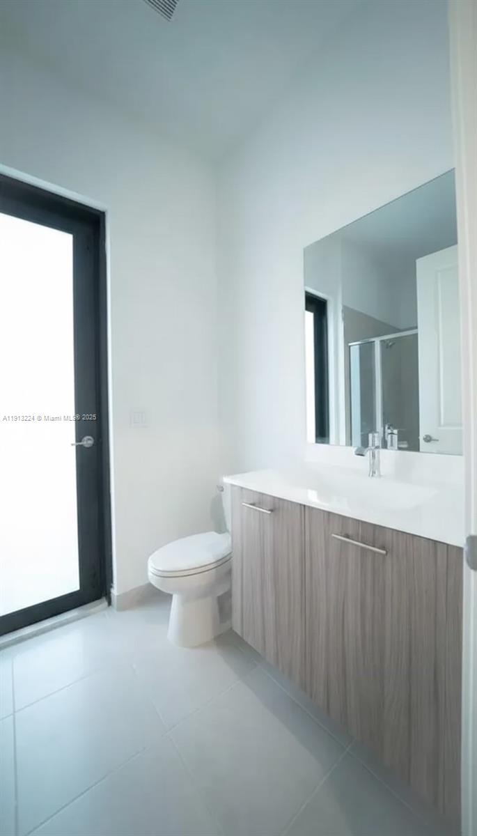 TUSCAN ISLES - Residential