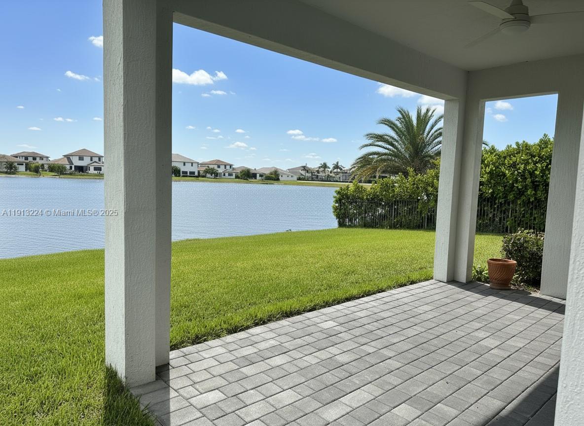 TUSCAN ISLES - Residential