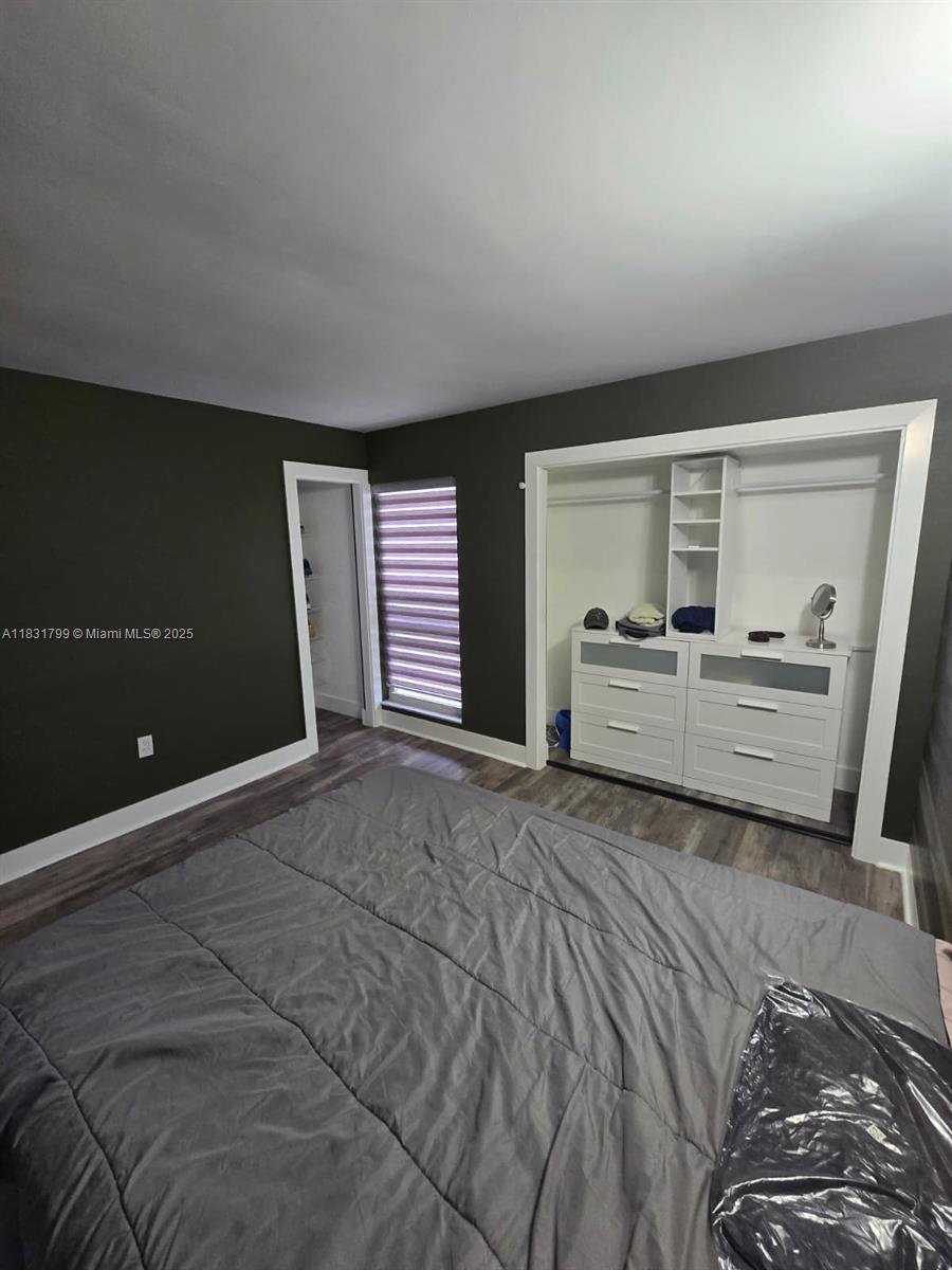 LAGUNA CONDO - Residential