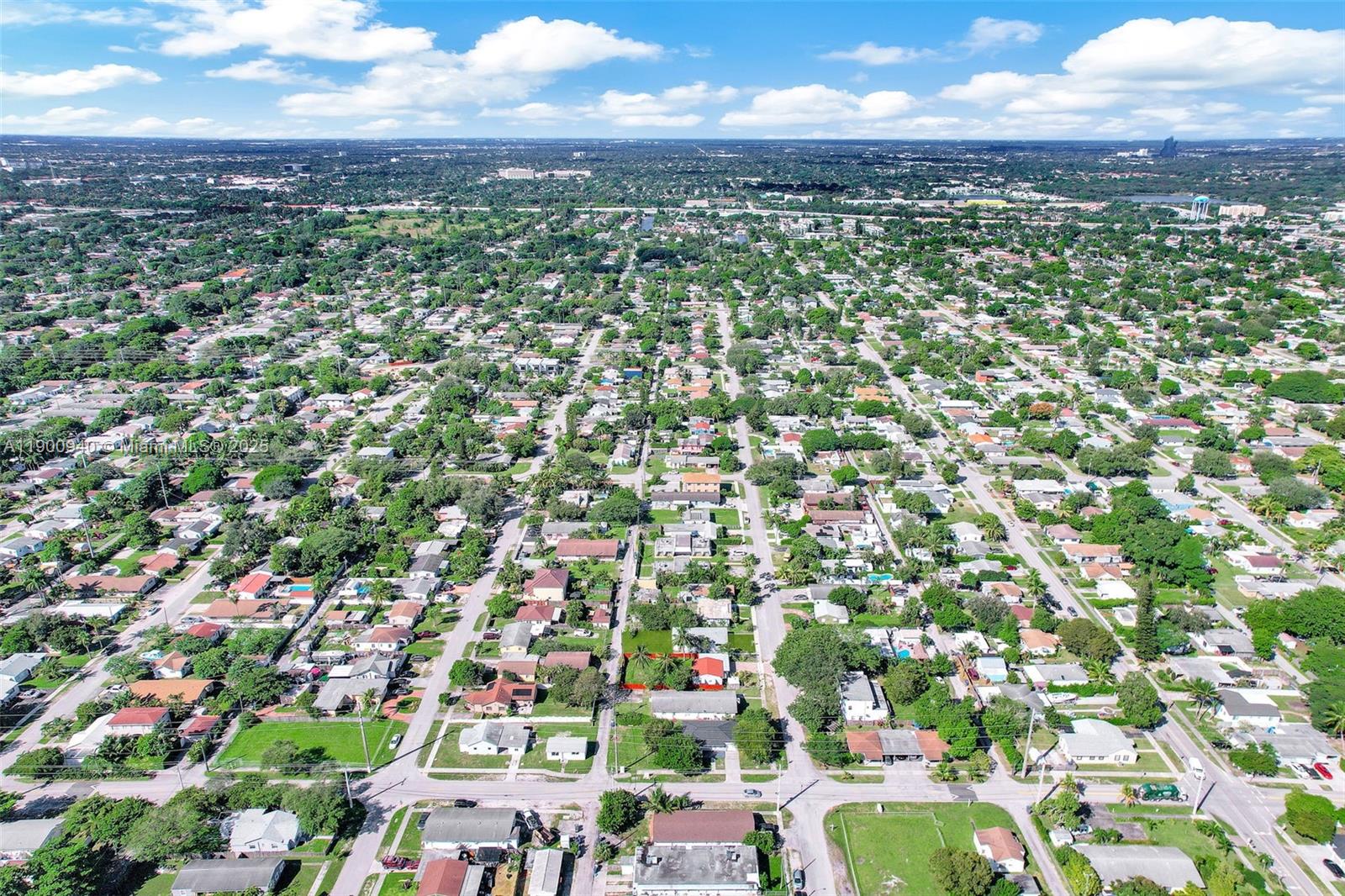 HOLLYWOOD PARK - Residential Lease