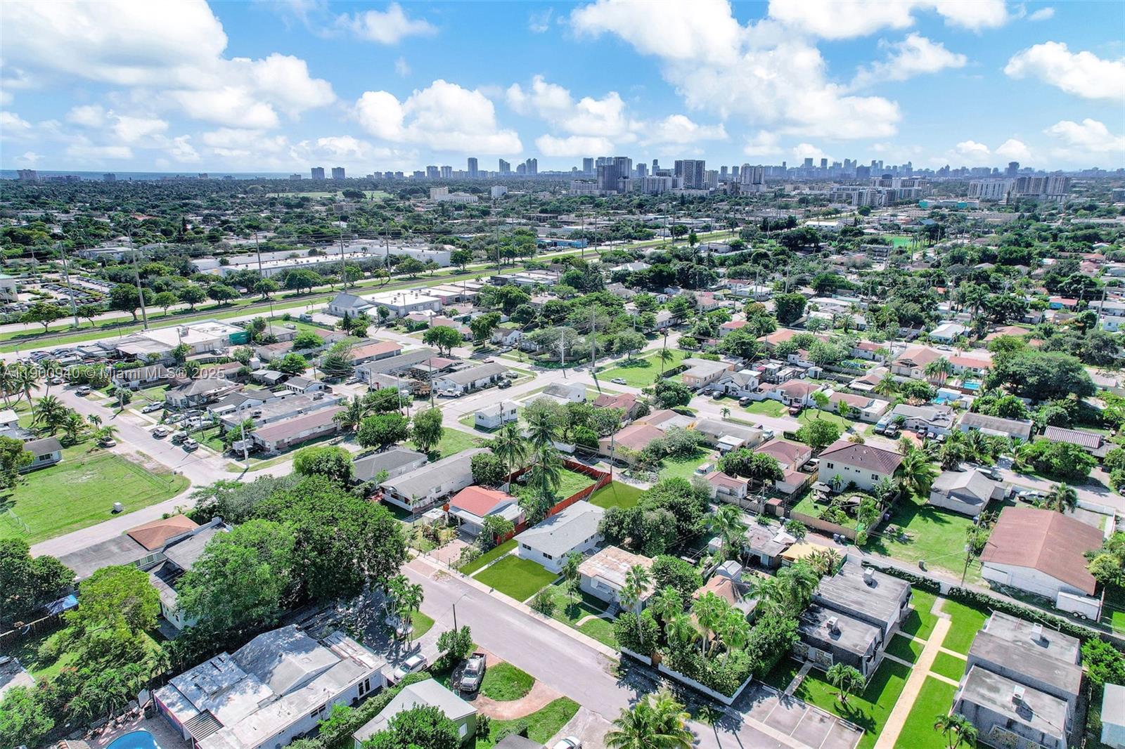 HOLLYWOOD PARK - Residential Lease