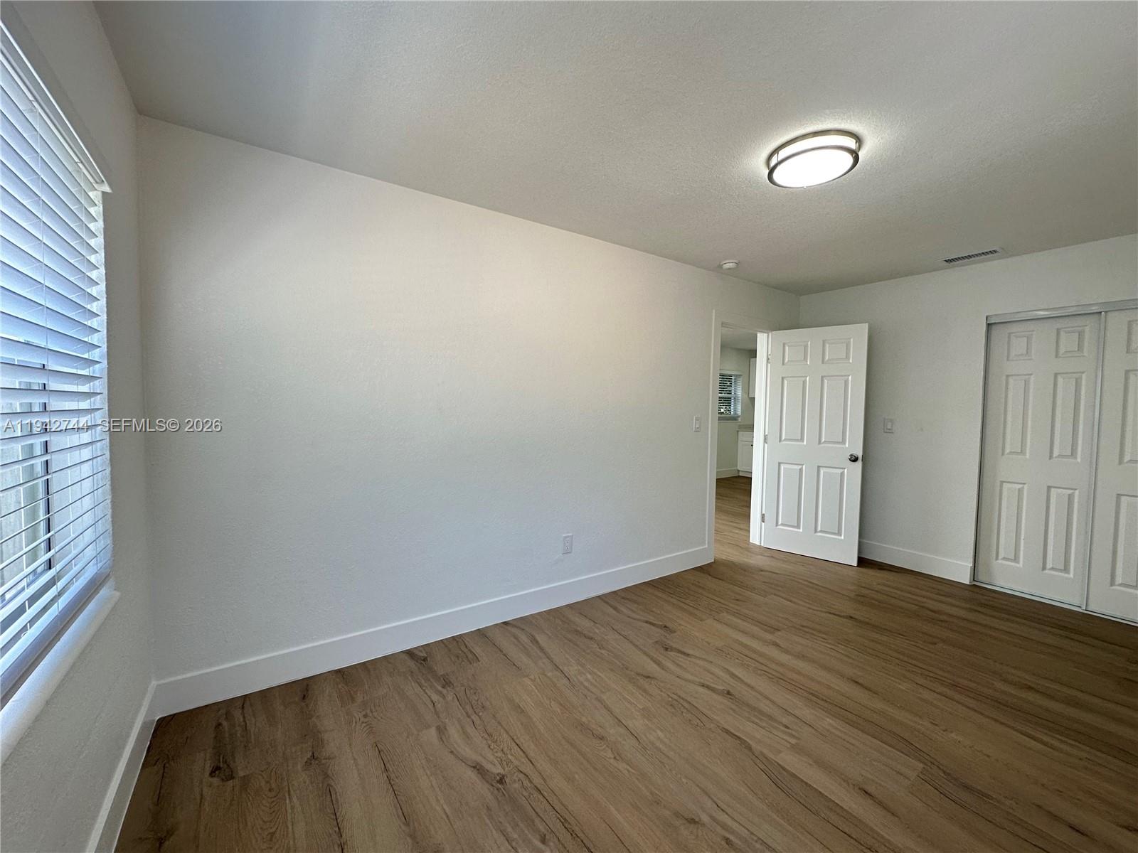 F A BARRETTS SUB OF W1/2 - Residential Lease