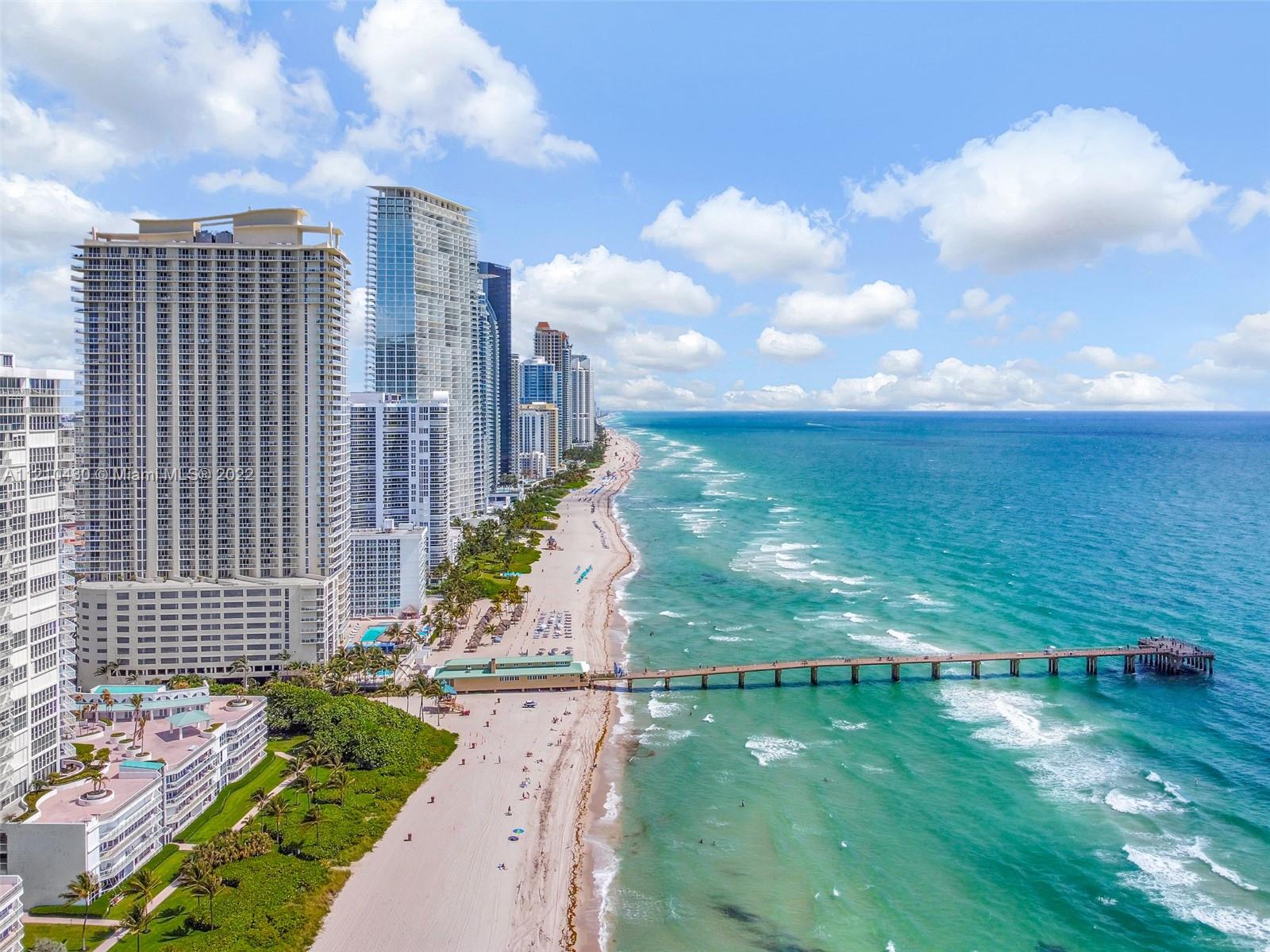 LA PERLA CONDO - Residential