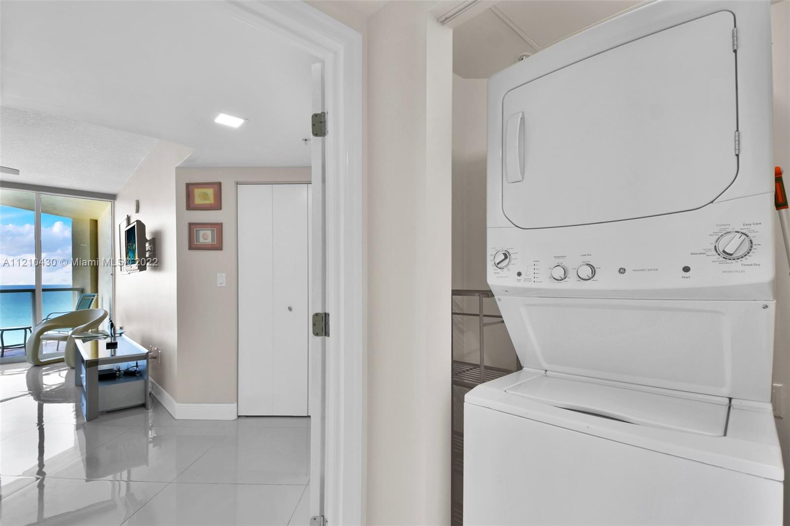 LA PERLA CONDO - Residential