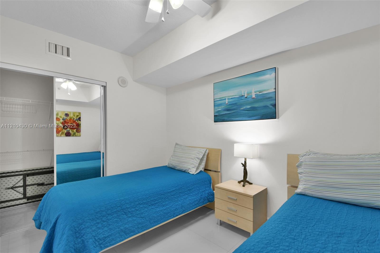 LA PERLA CONDO - Residential