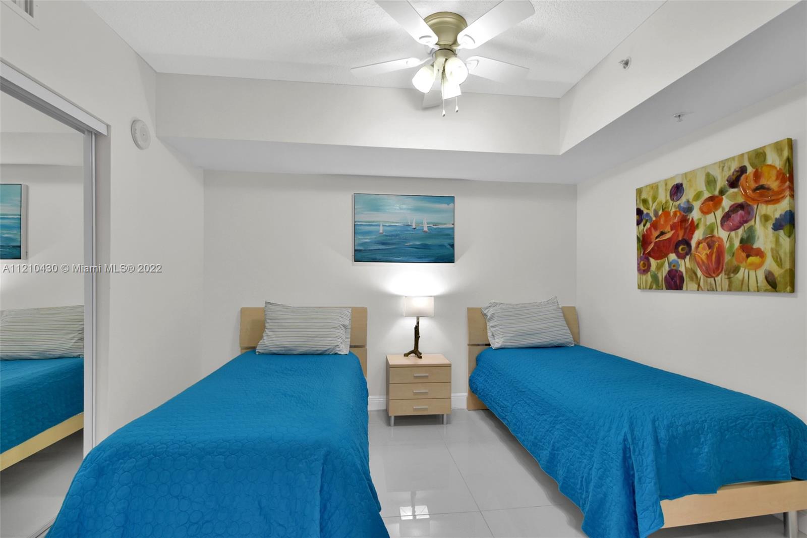 LA PERLA CONDO - Residential