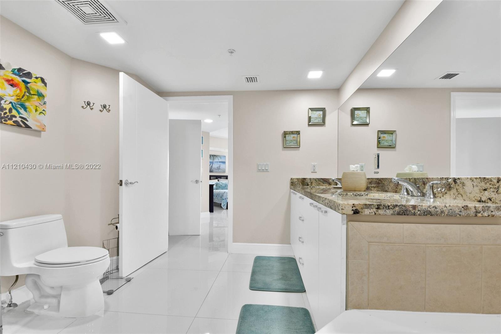 LA PERLA CONDO - Residential