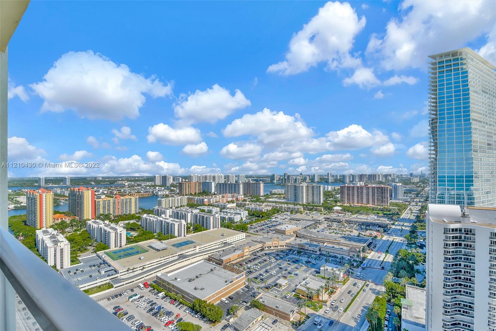 LA PERLA CONDO - Residential