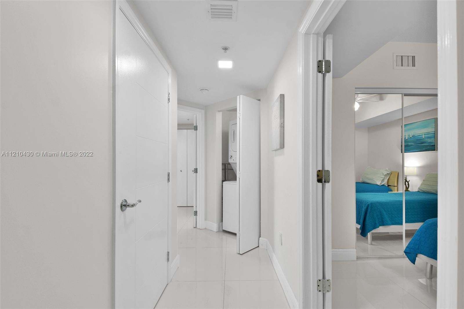 LA PERLA CONDO - Residential