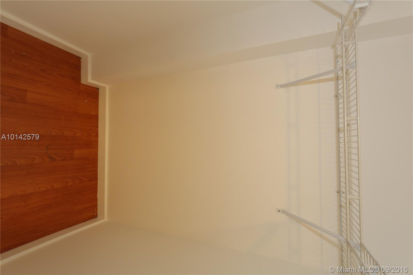 Edgewater Lofts Condo - Residential Lease