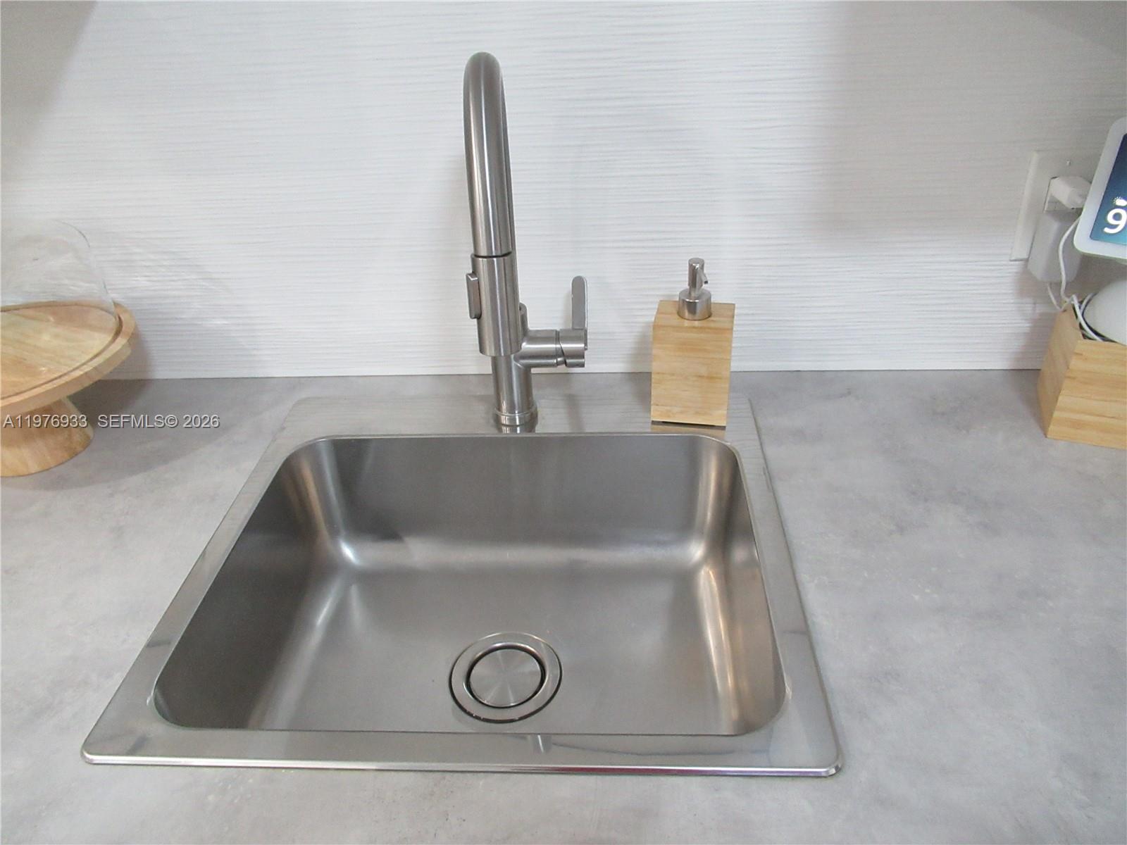 CYPRESS PARK CONDO - Residential Lease