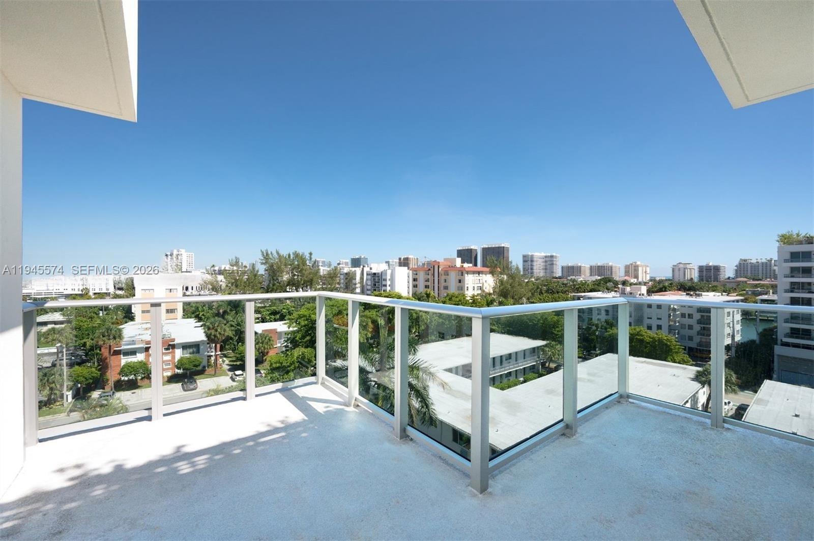 BAY HARBOR CLUB CONDO - Residential