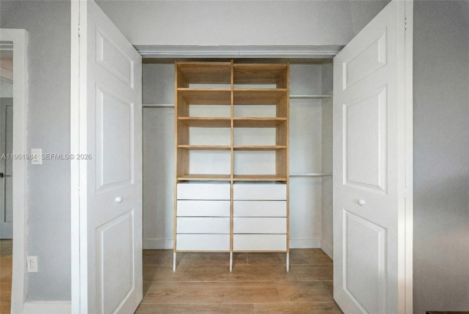 PINE SHORE SEC 1 - Residential