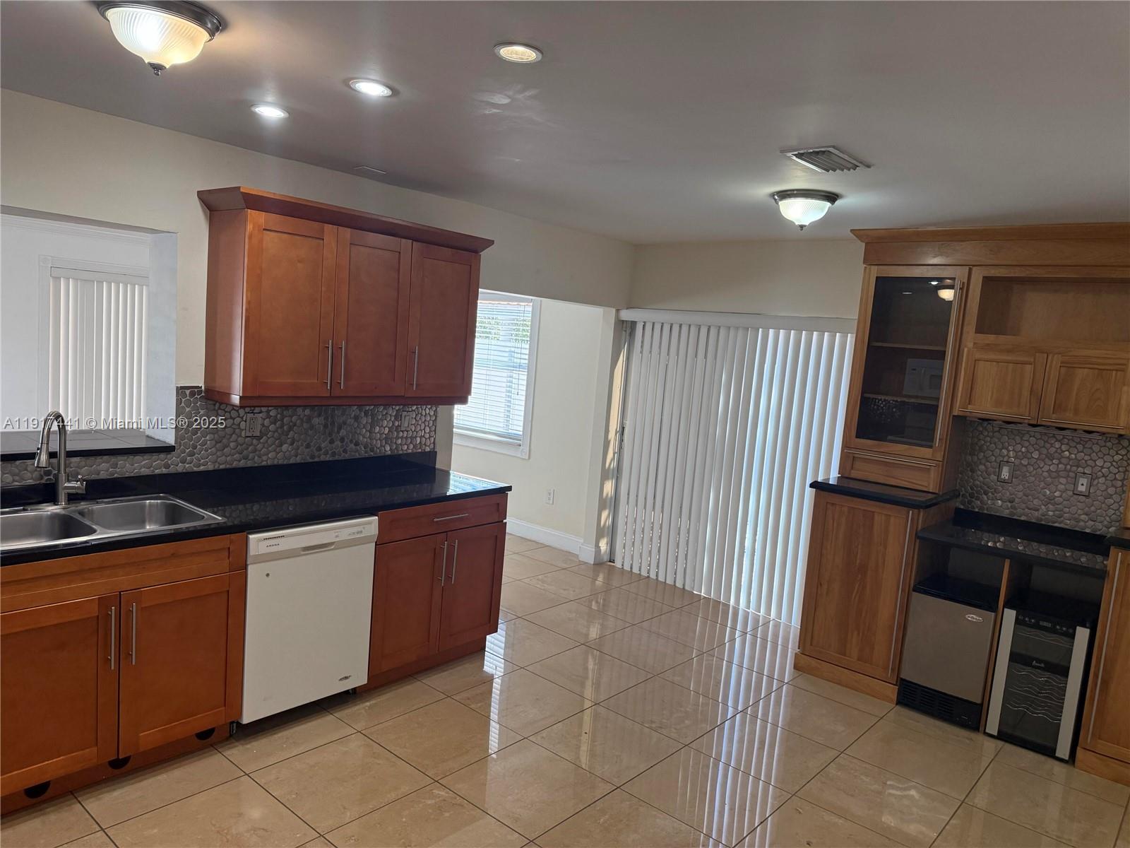 LES CHALETS II - Residential