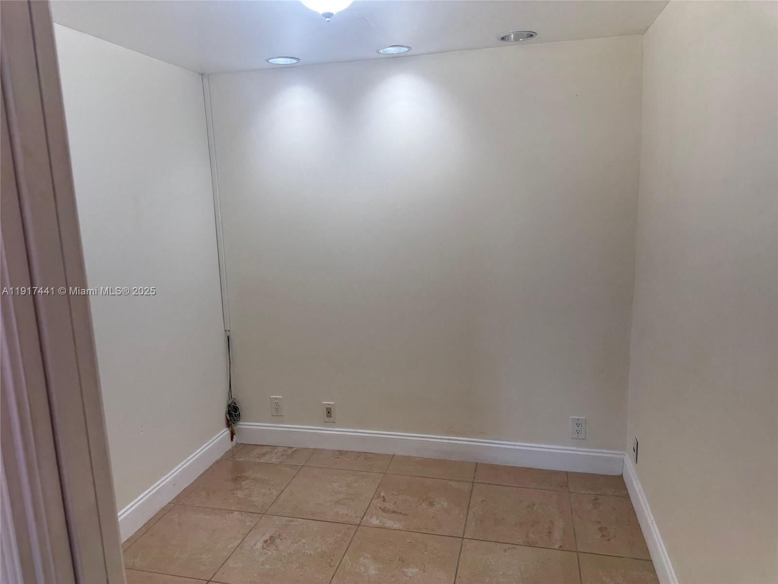 LES CHALETS II - Residential