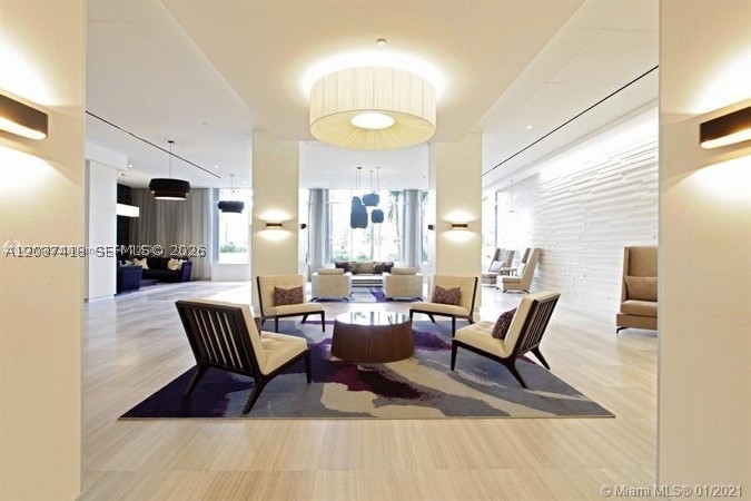 100 Bayview Dr 726