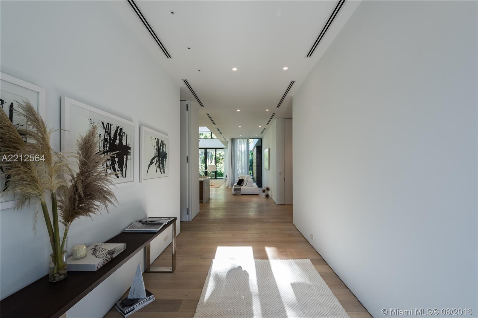 SUNSET ISLANDS-ISLAND NO - Residential