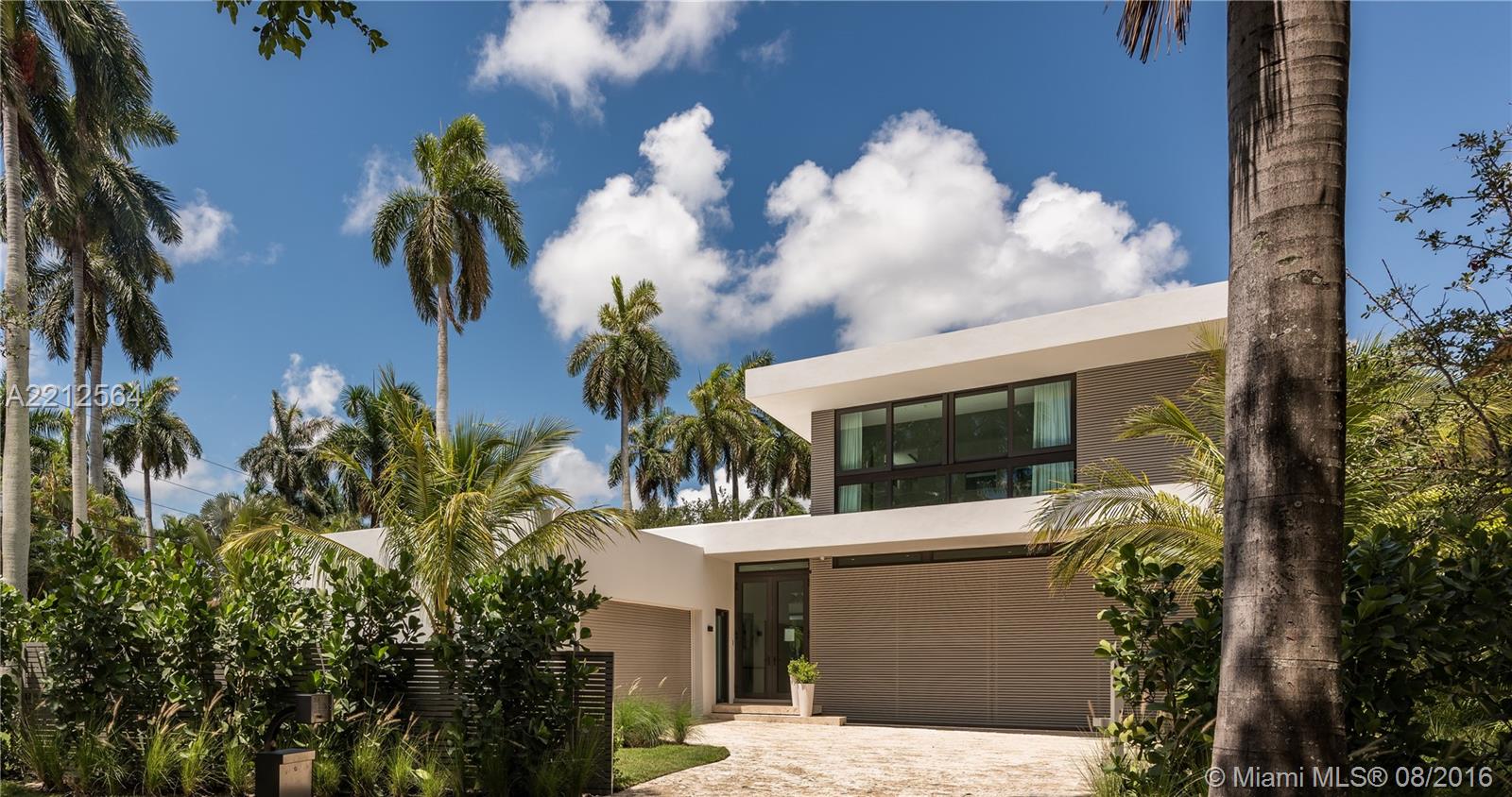 SUNSET ISLANDS-ISLAND NO - Residential