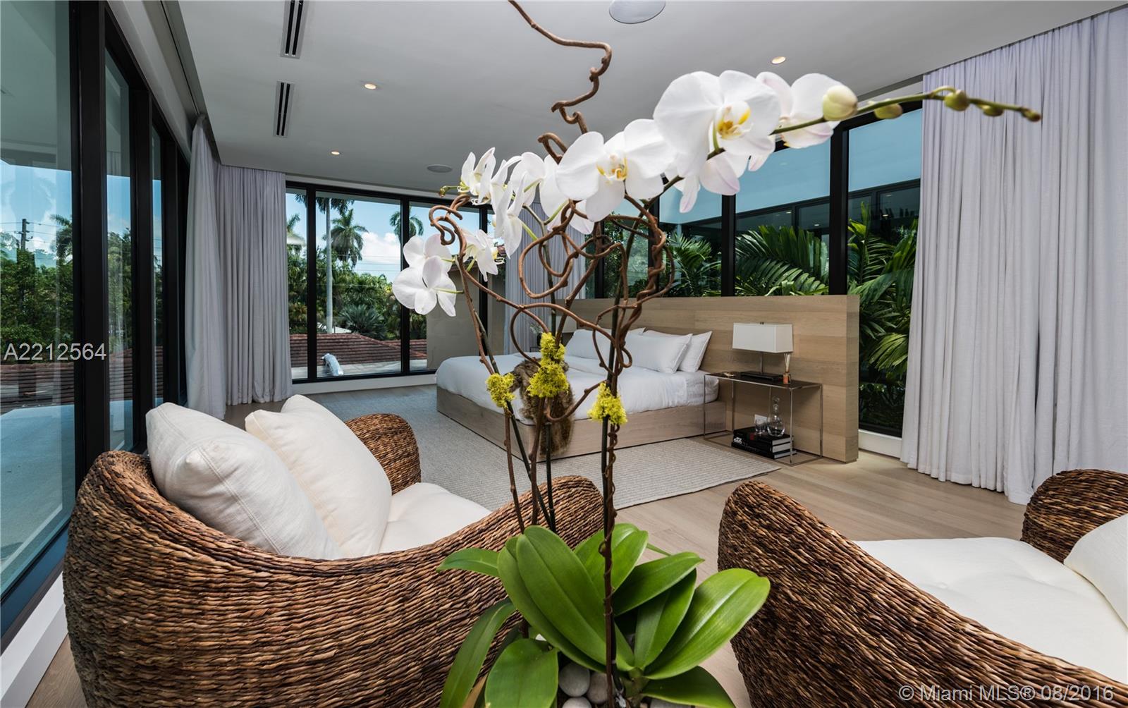 SUNSET ISLANDS-ISLAND NO - Residential