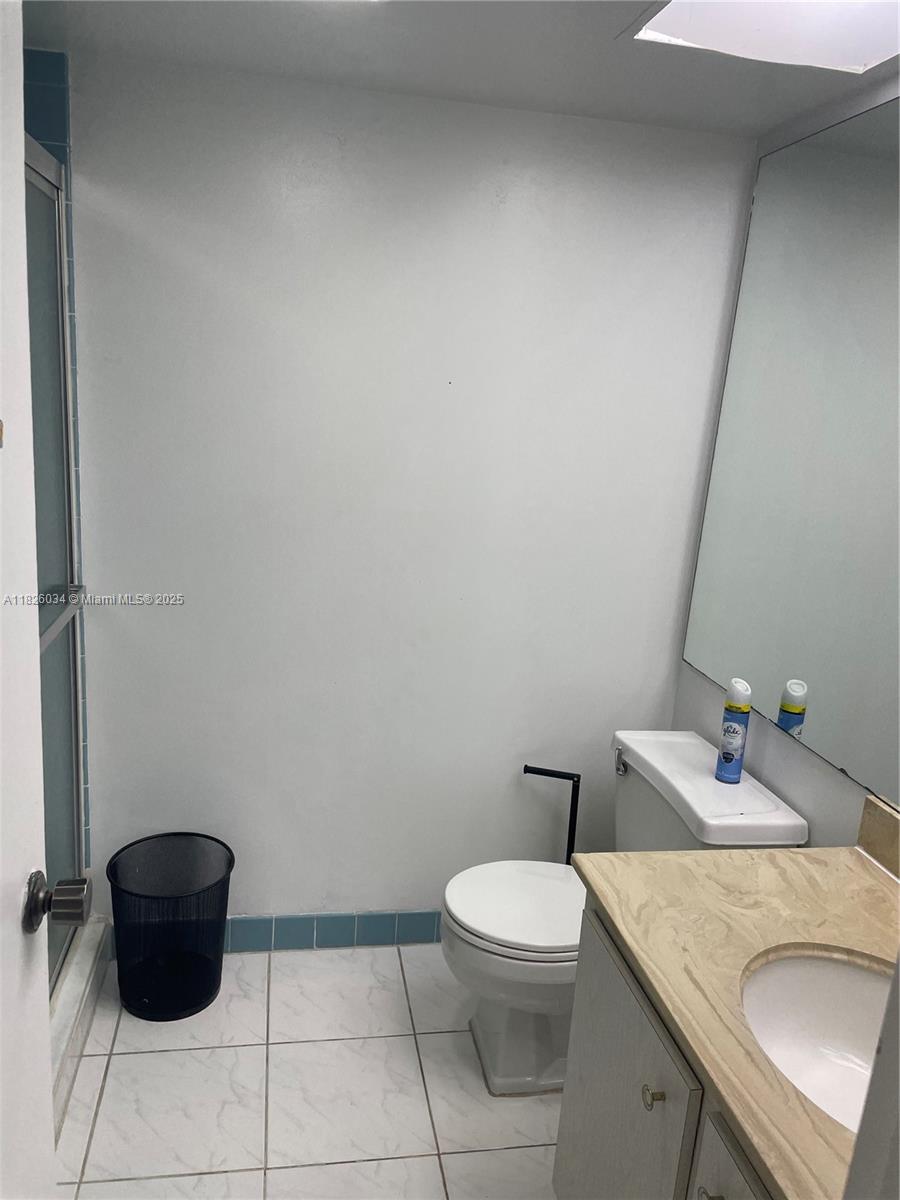 WINSTON TOWERS 200 - Residential Lease