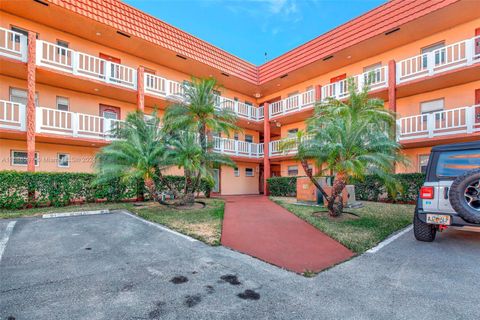 Condominium in Sunrise FL 2751 Pine Island Rd 25.jpg