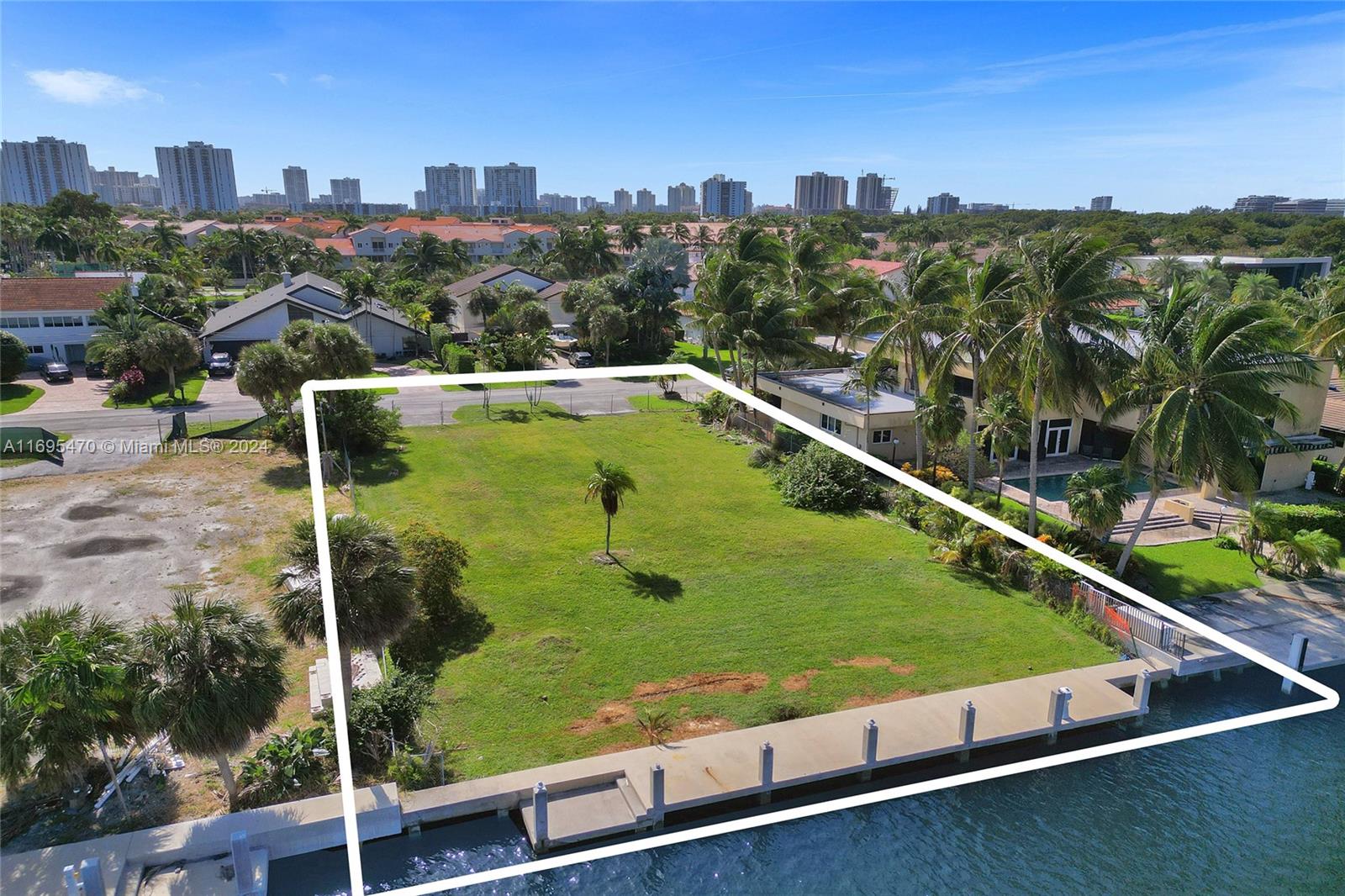 GOLDEN ISLES SEC D REPLAT - Land