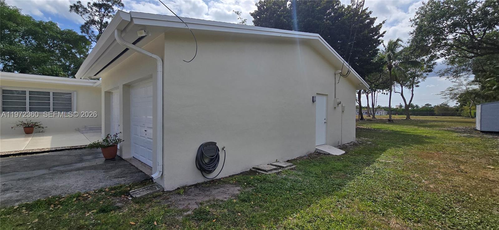 SUNKIST ESTATES A - Residential Lease