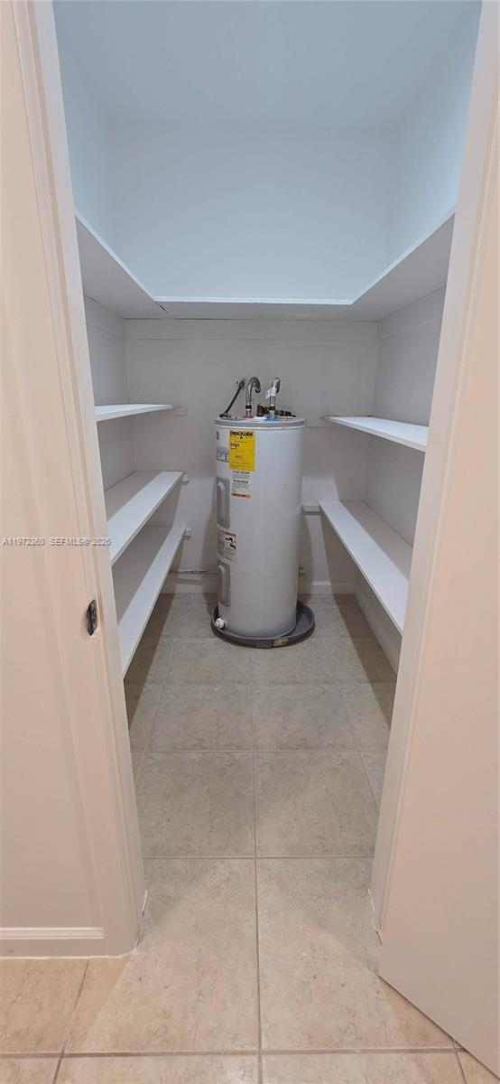 SUNKIST ESTATES A - Residential Lease