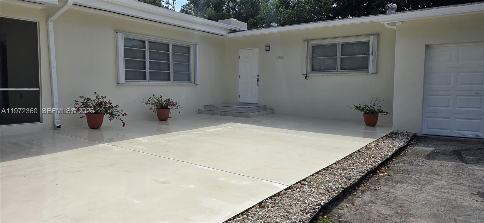 SUNKIST ESTATES A - Residential Lease
