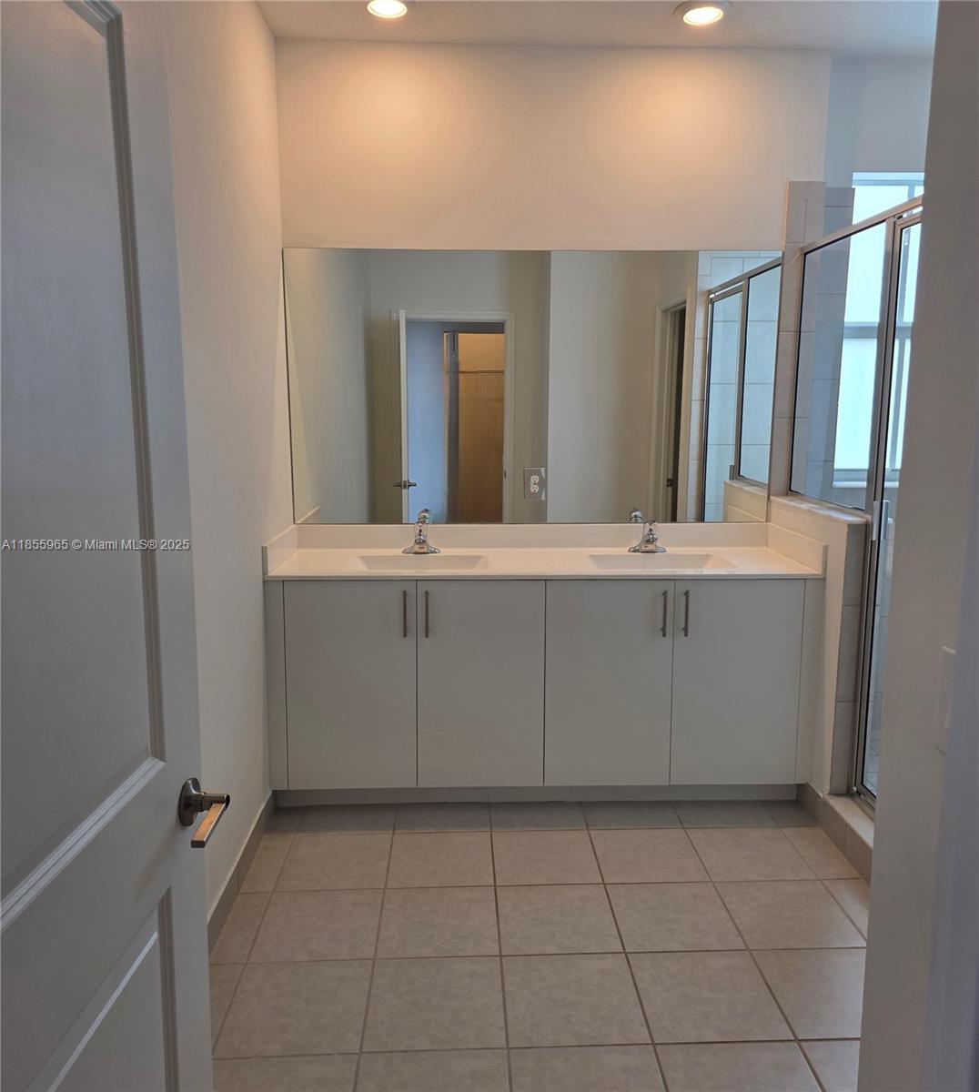 WINDSOR SQUARE - Residential