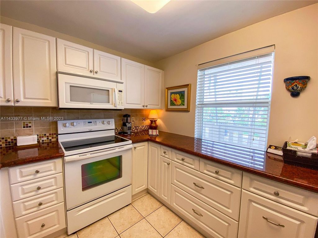 Photo of 401 SE 3rd St #201, Dania Beach, FL 33004 (MLS # A11433977)