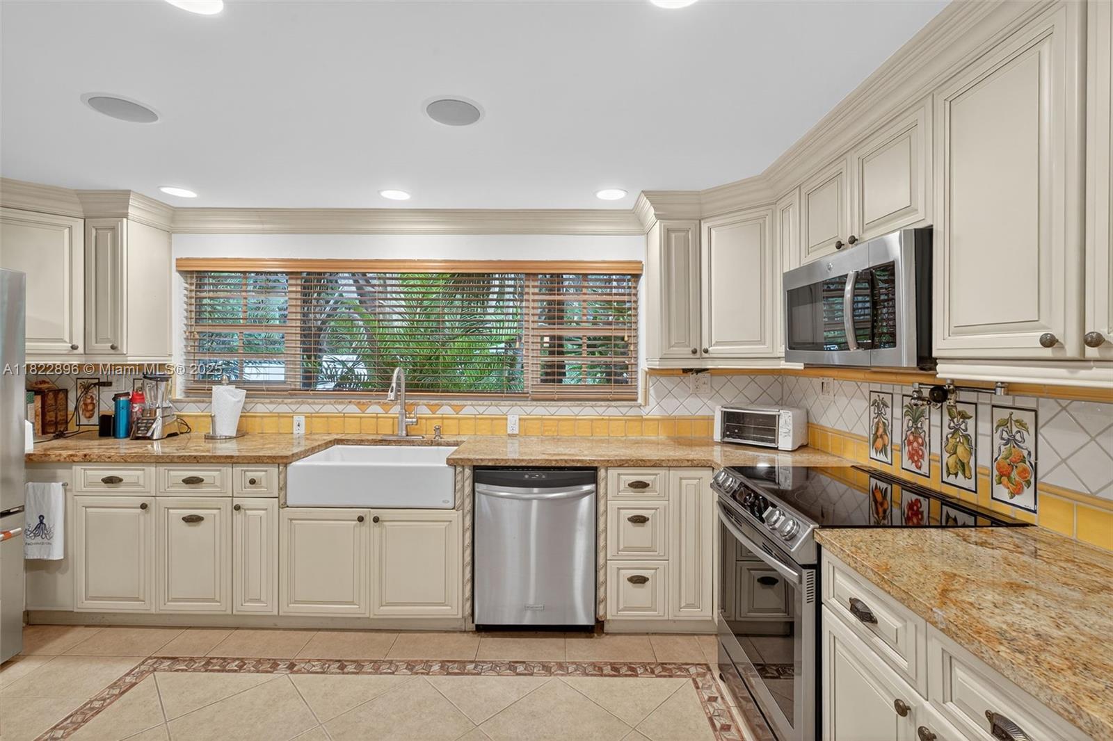 AMD PL OF BONITA PARK - Residential