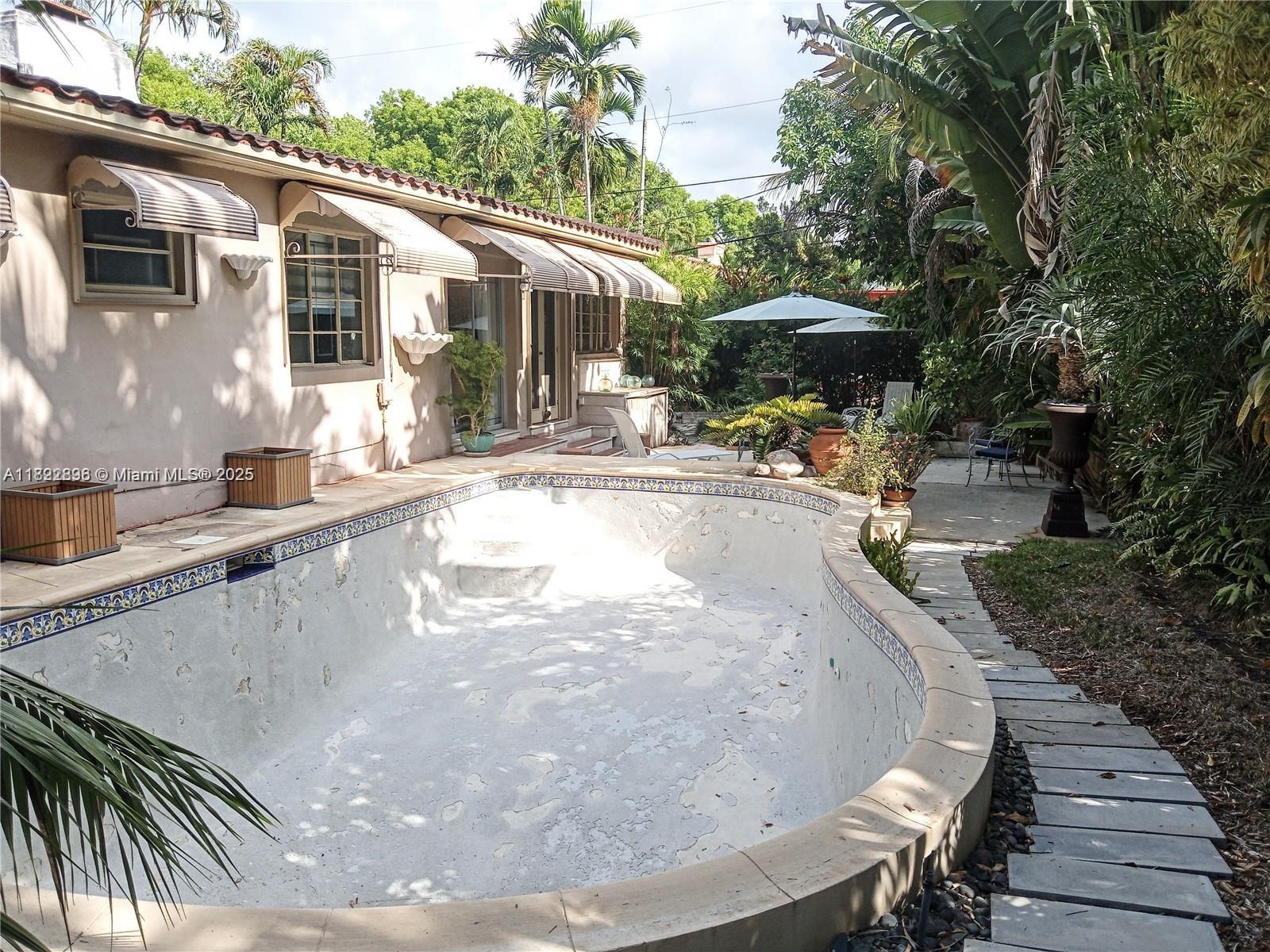 AMD PL OF BONITA PARK - Residential