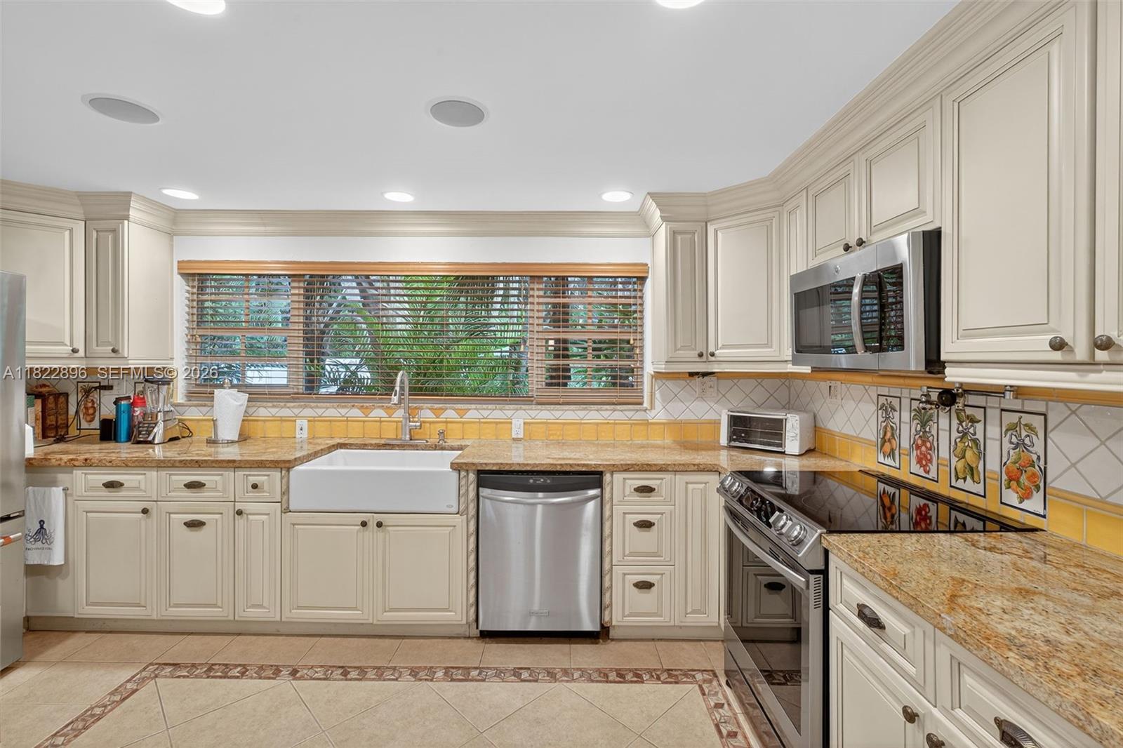 AMD PL OF BONITA PARK - Residential