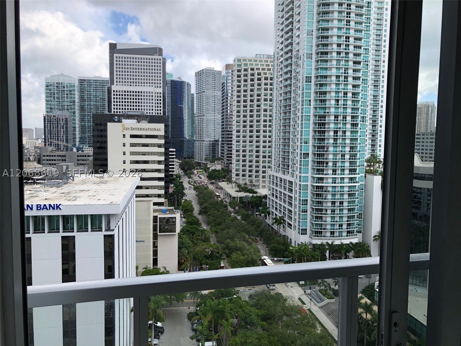 1060 BRICKELL AVE 1501