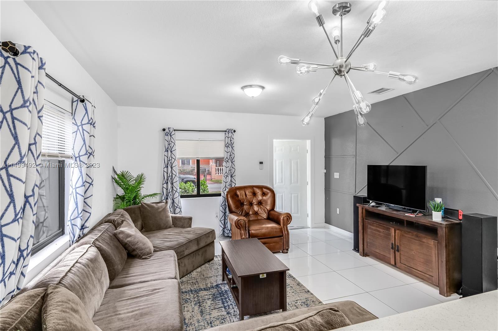 RANDALL PK 1ST ADDN - Residential