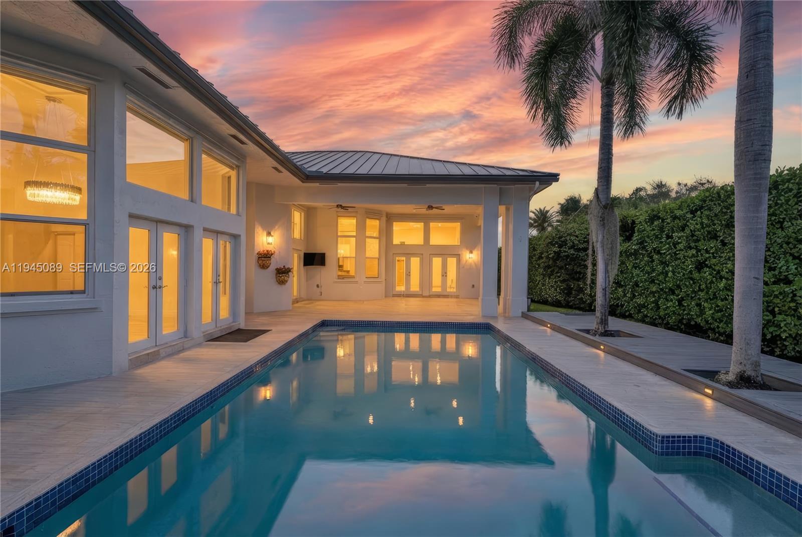 ROYAL CUTLER ESTATES - Residential