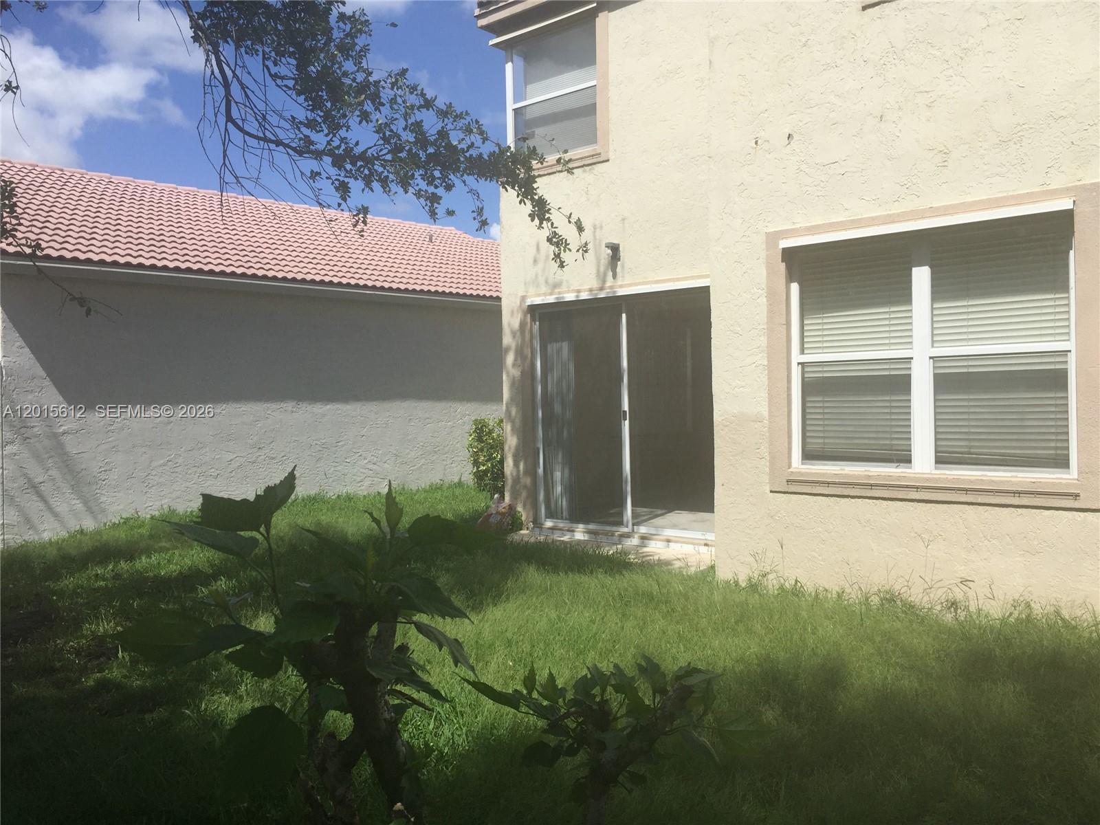 TOWNGATE - Residential Lease