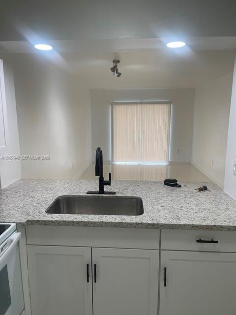 16465 NE 22nd Ave 110, North Miami Beach FL 33160