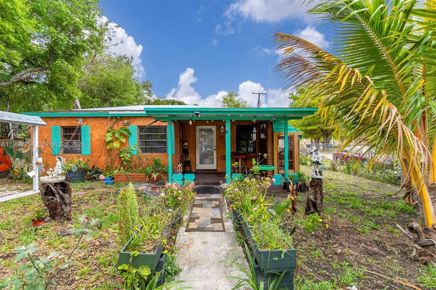 Excellent investment opportunity! Spacious single-family home situated on a large corner lot with a detached guest home, ideal for maximizing rental income. Located near Miami International Airport, major highways, shopping, and dining. The property is a 2-bedroom, 1-bathroom home with an additional room for flexible use.