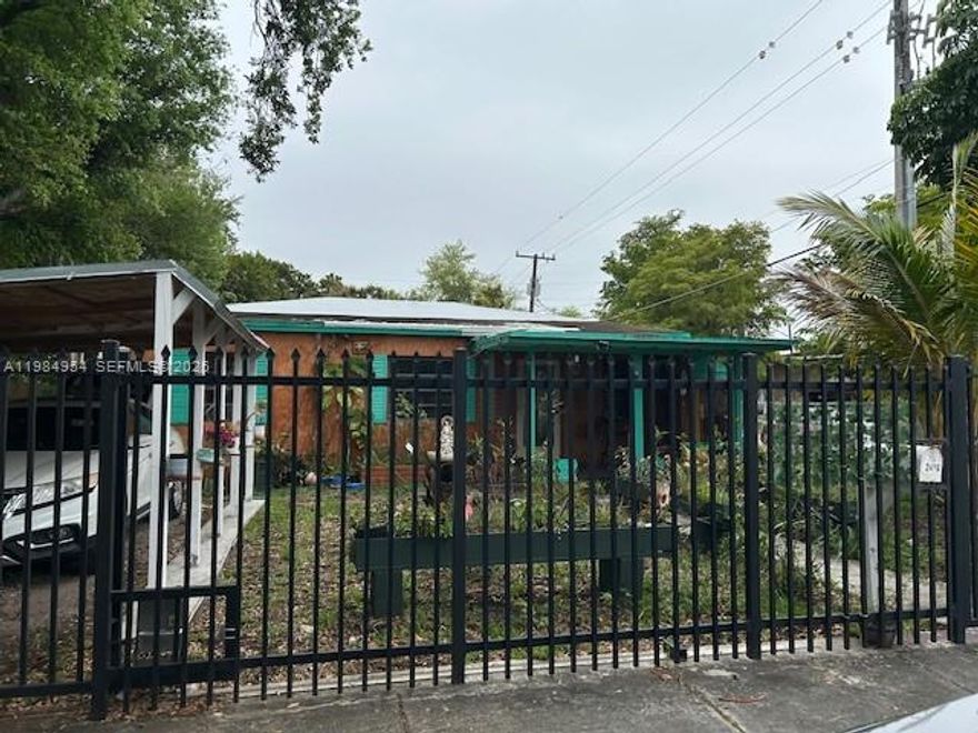 Excellent investment opportunity! Spacious single-family home situated on a large corner lot with a detached guest home, ideal for maximizing rental income. Located near Miami International Airport, major highways, shopping, and dining. The property is a 2-bedroom, 1-bathroom home with an additional room for flexible use. Professional pictures coming soon.