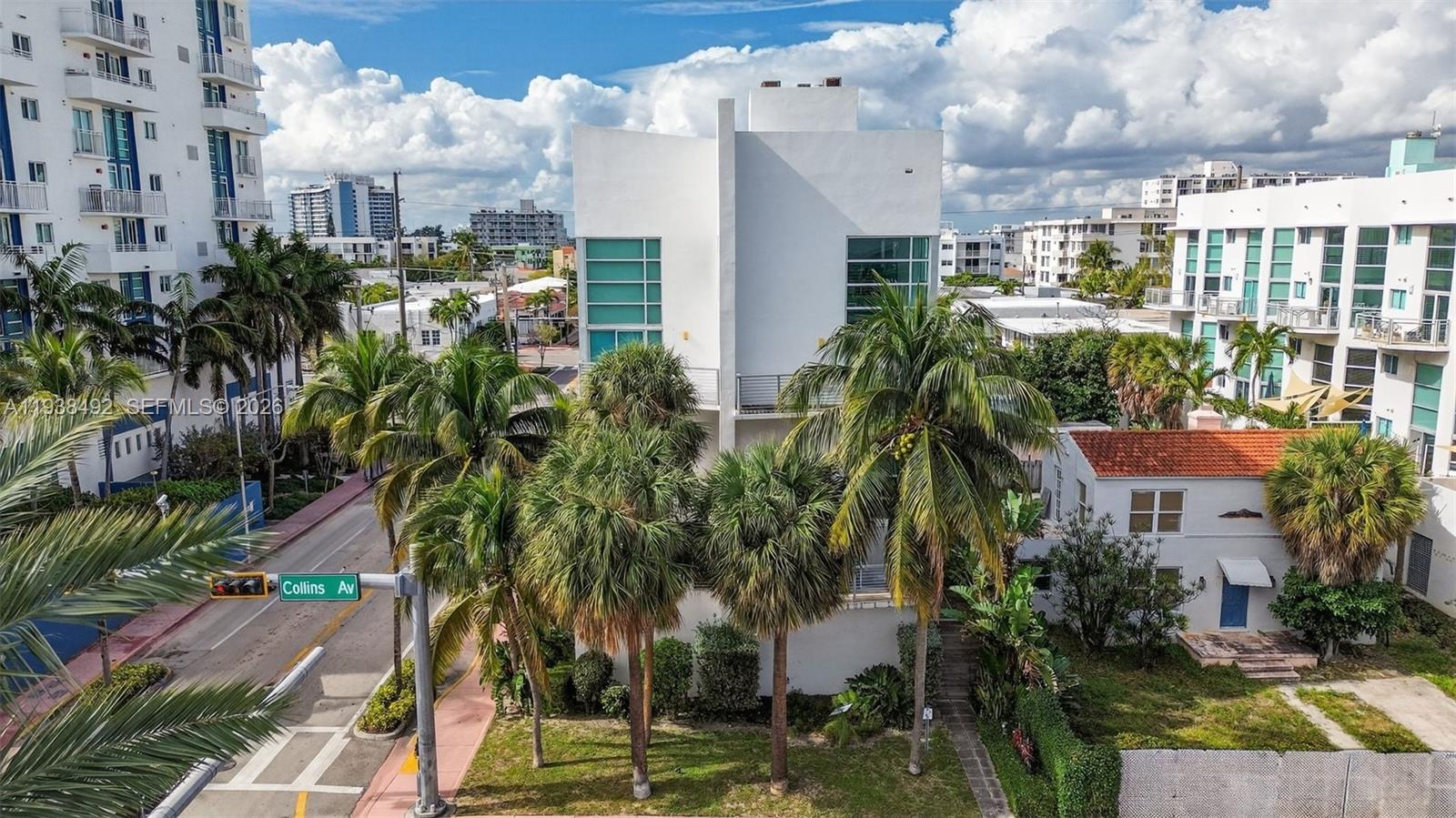 Altos Del Mar - Residential