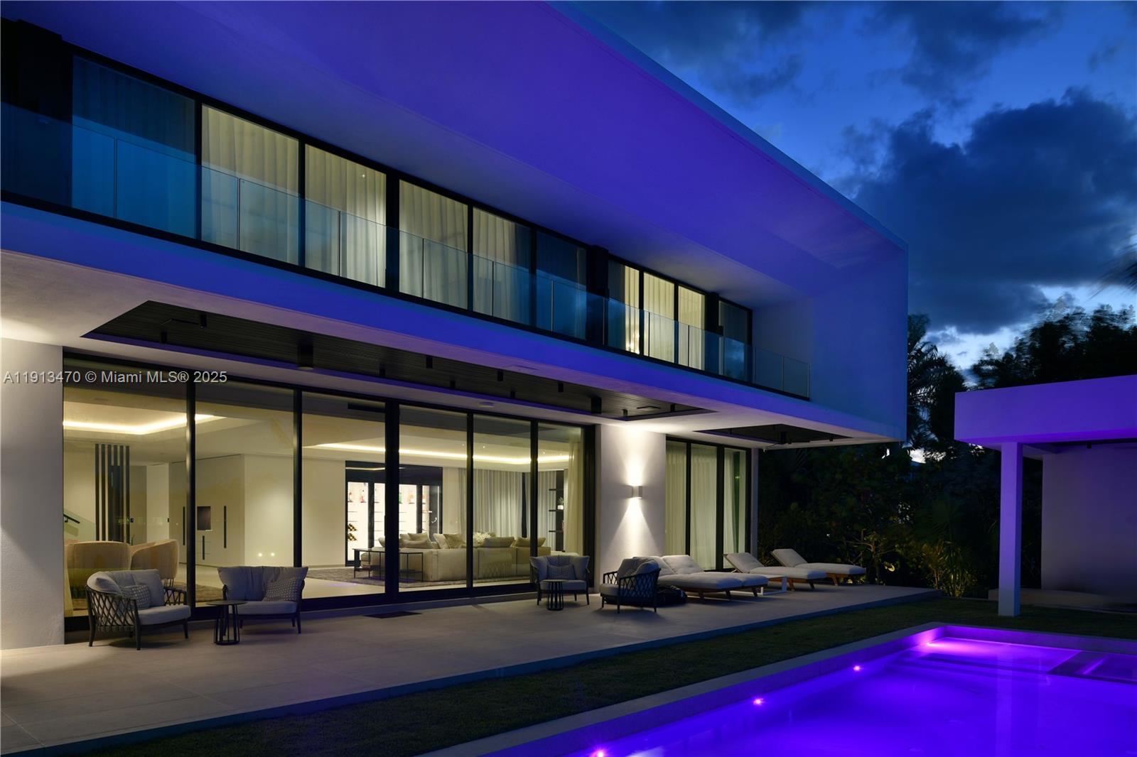 HIBISCUS ISLAND - Residential