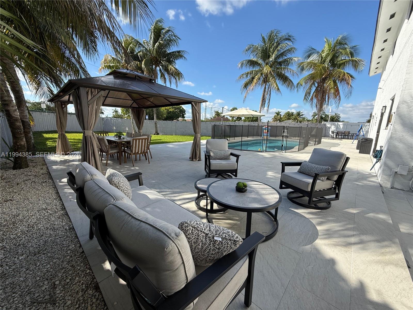 MEDITERRANIA - Residential