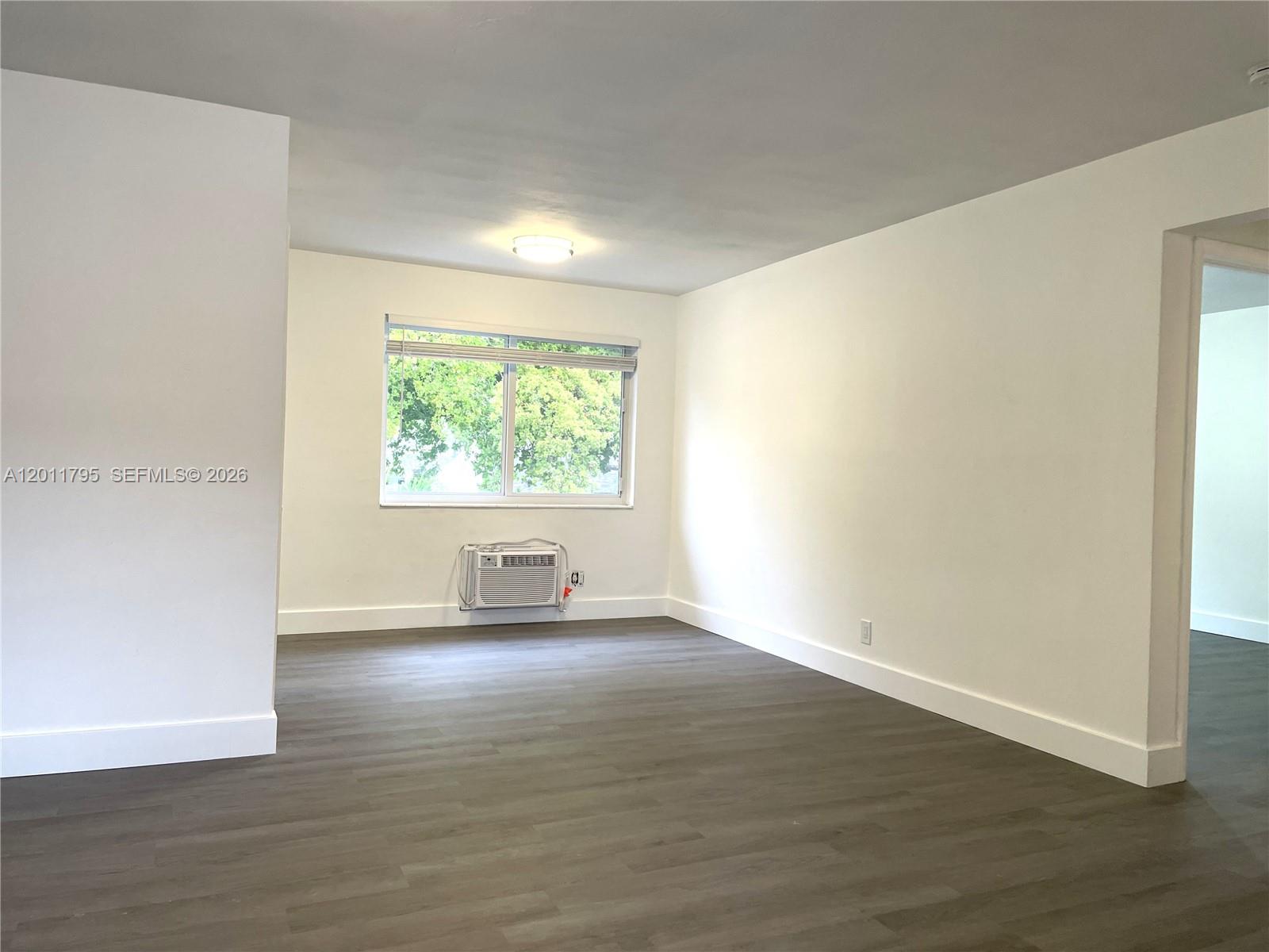 601 S 19th Ave 7