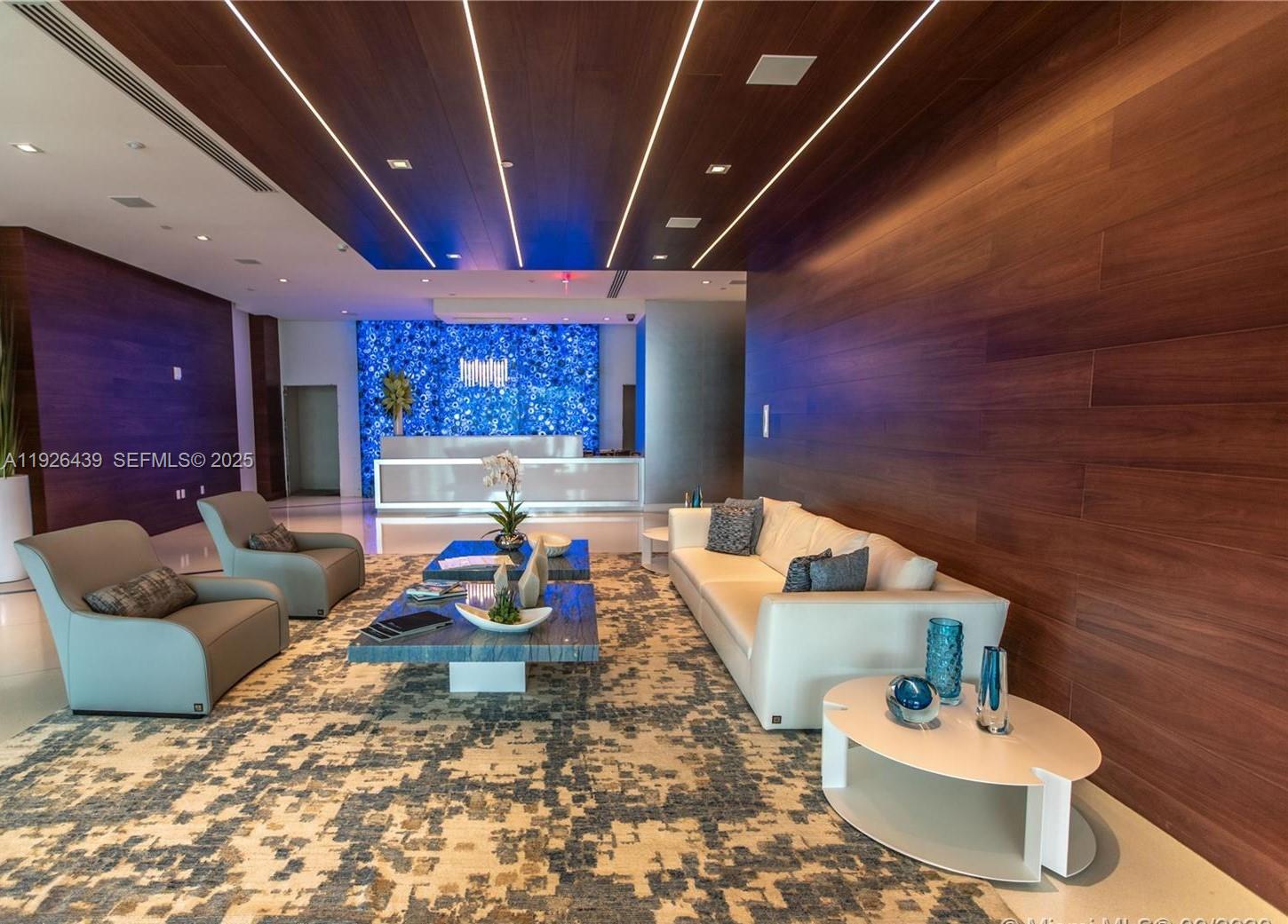 PARQUE TOWERS CONDO - Residential Lease